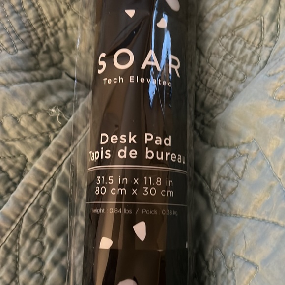 NWT Soar Polka Dot Desk Roll - Picture 3 of 5